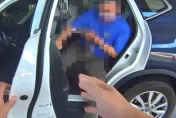 工人切斷指搭小黃又衰撞車　警直接載走送醫接回