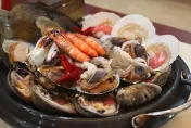 5千條寄生蟲侵男童大腦！專家示警：5食物「不宜生吃」蔬菜也在內
