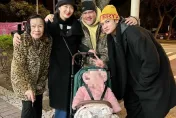 不僅寵妹還護家人！劉子銓捧場趙小僑舞台劇　全程保護奶奶手緊牽