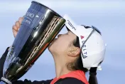 影/72年來第1人！LPGA華裔新秀張斯洋職業首戰奪冠　老虎伍茲也驚嘆