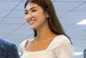 國軍將官勗勉典禮　中將女兒長相超甜美引騷動