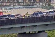 快訊/上班族注意！國1高架連環車禍　4車追撞1人命危送醫