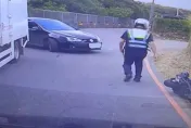 影/先撞貨車「再撞倒警察」女嫌落跑！網嘆：只能放走以免又被記過