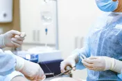 扯！美容師做腹部手術卻「腦死」離世　開刀醫師竟是院內護士假冒