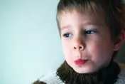 孩子疑似遲緩怎麼辦？把握3歲前「黃金療育期」快到這75家評估中心！