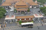竹聯幫前堂主公祭500黑衣人聚集弔唁　警抓2少年1把刀依法送辦