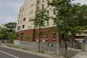 快訊/反鎖房內！父母叫門不應警消破門遲一步　嘉義女「倒臥床邊身亡」
