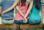 為什麼想嘗試多重伴侶關係？心理師分析6原因：「這點」想被滿足