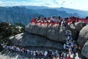 突破疫前水準！陸端午小長假1.06億人次出遊　旅遊收入達1611億