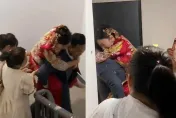 影/連禮車都省了！新娘從7樓「下嫁」6樓　網笑：史上最近迎娶