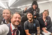 影/延誤18小時後剩他一人登機　男子獨享整架飛機比頭等艙還尊榮