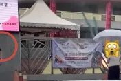 不爽兒遭霸凌！火爆爸鞭炮扔校園　大罵「下次直接拿炸彈」