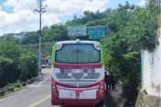影/一時興起！高雄男偷開遊覽車去台南玩　2小時就栽了