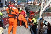 快訊/瑞芳蝙蝠洞8潛水客被洋流帶走　海巡船艦全數救起