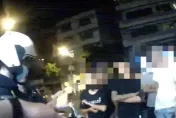 影/飆車代價3萬2！板橋20飆仔囂張按喇叭嗆住戶　警快打逮人罰單開滿一整桌