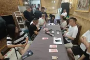 「慶祝」小孩大學考到660高分　爸媽深夜聚賭警破門逮9人