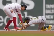 影/張育成保送上壘！吉田正尚超前轟　紅襪橫掃5連勝