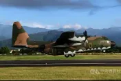 漢光演習「首次起降豐年機場」！民眾爭睹戰機衝場、運輸機降落