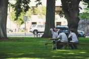 快訊/天母驚傳離奇死亡事故！男子倒臥公園小溪身亡　水深僅到腳踝