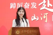 圖/陸生團正妹自拍成「最美風景」 身分曝光竟是北大學霸