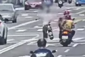 影/台北帝王行人耍特技！所有車停下禮讓　他玩滑板豚跳、才罰500