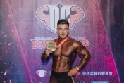 李沛旭健身展肌肌、愛妻羞吐做人計畫　黃沐妍「體脂13%」穿比基尼剩肉彈