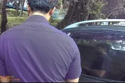 影/疑停車開門碰撞起口角　駕駛堅不下車警到場排除