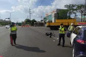 快訊/高雄小港嚴重車禍！曳引車駕駛肇逃、騎士命危