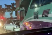 快訊/泰山新北大道轎車逆向對撞遊覽車　駕駛脫困緊急送醫