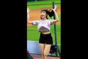 影/ＵＵ晃到Yuri質問：墊多少？筠熹親曝「內衣秘辛」：很多女孩都這樣