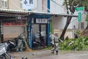 影/杜蘇芮災情！颱風肆虐澎湖　澎防部投入500多名國軍幫助災後復原