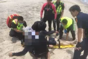 快訊/萬里父子溺水天人永隔！飄離岸邊80米　43歲父送醫不治