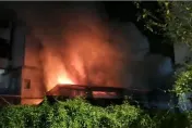 花蓮玉里廢金屬處理廠遭火海吞噬！一度延燒隔壁米廠　幸無人傷亡