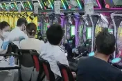 不爽被撿尾刀！男子在小鋼珠店「養台」衝高賠率　見被「割韭菜」贏大獎怒K人
