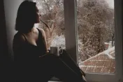 噁男硬上酒醉人妻還拍裸照…脅迫交往逞獸慾　判決結果出爐