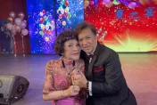 周遊86歲慶生李朝永送「千萬藍寶石首飾」　曝閨房情趣「老公天天跪求上床」
