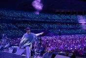 周杰倫內蒙古首開唱吸20萬粉相挺　方文山哼歌帶驚喜