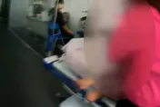 影/暖警即刻救援！兒氣管炎發作「母捧子求救」　10mins光速送院救一條命