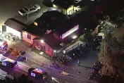 影/疑與妻子起口角　退休警官酒吧內開槍射殺無辜釀4死5傷