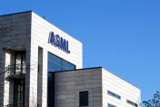 陸晶片企業搶購曝光機 荷蘭ASML進口數量激增
