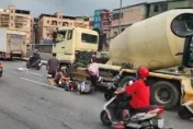 悚！土城機車對撞水泥車　婦下半身捲入車底、右小腿輾斷
