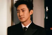 孫菲菲拍戲遭毆打、踢肚！男主角「過往發言」疑護航導演…急道歉：當時不在場