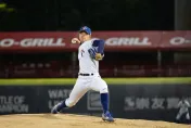 影/先發8K完封澳洲！U18投手孫易磊：變速球+直球製造速差收到好成效