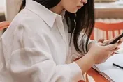 被陌生「乾爹」騷擾問包養　正妹報警竟揪出「男友前任」在搞鬼