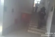 影/嚇爆！校內徒手挖砲彈　國小生興奮「直衝校長室」報告