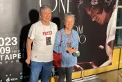 感情風暴過後...王力宏爸媽首現身！邱瓈寬洩他私下脆弱落淚