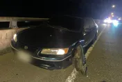 有陷阱！基隆台62快速道8車輾過「爆胎」　禍首疑大貨車底盤零件