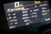 影/18小時飆3300公里！網紅從黑龍江騎車至新疆　吸引網友關注還招來「它」