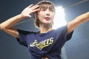 又有啦啦隊女神死會？籃球員人肉接駁返家