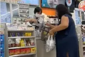 影/台南歐巴桑有夠誇張！狂買7883元商品　卡嗶不過竟然「不買了」…還嗆報警啊